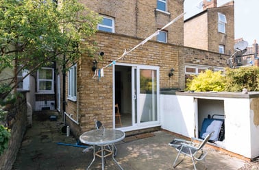 Valmar Rd , Camberwell, London - Image 2