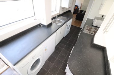 Beaconsfield Street , Boughton, Chester - Image 3