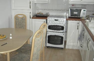 Burrows crescent, Beeston, Nottingham - Image 2