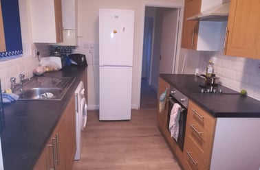 Whitworth road, Abington, Northampton - Image 2