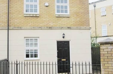 Bishopfields drive, Central, York - Image 2