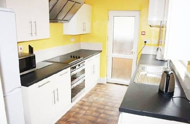 Cemetery road, Fishergate, York - Image 3