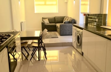 Marlborough road, Brynmill, Swansea - Image 2