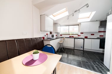 Leighbrook road, Fallowfield, Manchester - Image 2