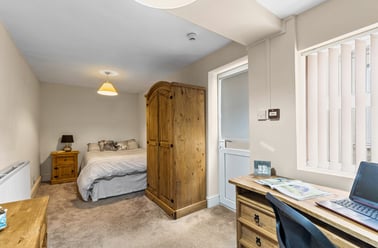 Whitefield Terrace, Greenbank, Plymouth - Image 3