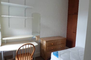 Dickenson road, Rusholme, Manchester - Image 3