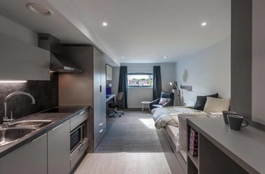Studio - Gold Plus, Verde, Barrack Road, City Centre, Newcastle - Image 2