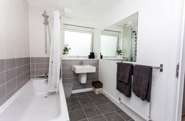 Premium Plus – Large 3 Bed Flats, 403 King Street, City Centre, Aberdeen - Image 3