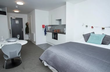 Luxe Plus Studio, Fraser Studios, 140 Causewayend, City Centre, Aberdeen - Image 3