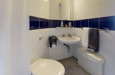 Classic En-Suite Plus, Creek Court, Creek Road, Greenwich, London - Image 2