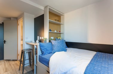 Studio - Silver Plus, New Park, Bothwell Street, Marchmont, Edinburgh - Image 2