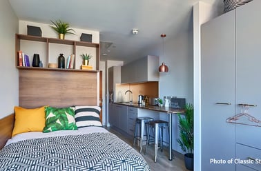 Executive Studio Plus, Cumberland Place, Portswood, Southampton - Image 3