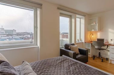 Bronze 6-7 Bed Room, The Glasshouse, Union Road, City Centre, Nottingham - Image 3