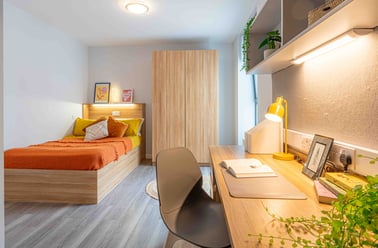 iQ Sterling Court, 6 Lakeside Way, Wembley, London - Image 2