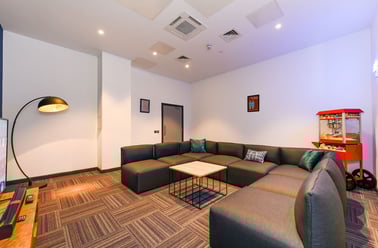 Studio platinum, Swanston House, 41 Queen Street, City Centre, Belfast - Image 2