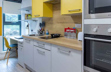 Goods Corner, 11 Liberton Road, Near University, Edinburgh - Image 3