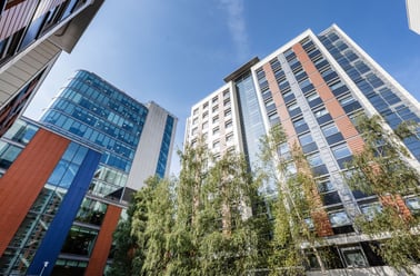 The Paragon, Boston Manor Road, Brentford, London - Image 2