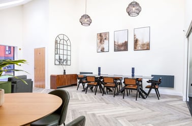 Riverside House, 100 Blackfriars Road, Salford, Manchester - Image 2