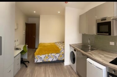 De Montfort Street, City Centre, Leicester - Image 3