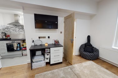 St. Peters Road, Highfields, Leicester - Image 3