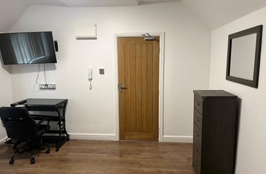 London Road, Highfields, Leicester - Image 2