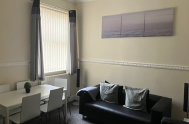 Granville Road, Near university, Middlesbrough - Image 2