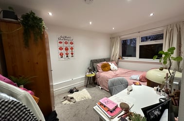 Willow Bank, Fallowfield, Manchester - Image 2