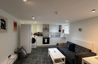 Granville Road, Fallowfield, Manchester - Image 2