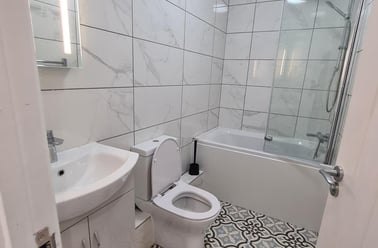Woodhouse, Rampart Road, Leeds - Image 2