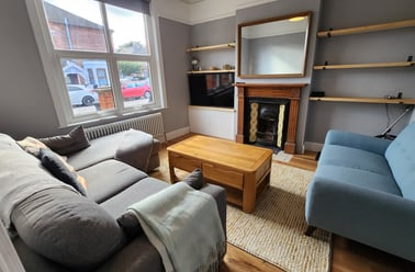 Honyatt Road, Kingsholm, Gloucester - Image 2