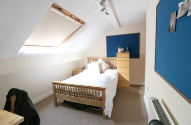 Cemetery Avenue, Sharrow, Sheffield - Image 2