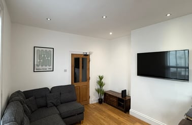 Derry Avenue, North Hill, Plymouth - Image 3