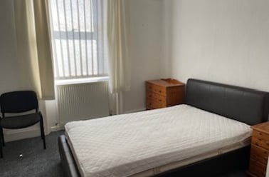 Close street, Fusehill Sreet, Carlisle - Image 2