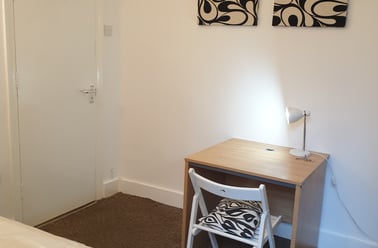 Markhouse Road, Leyton, London - Image 2