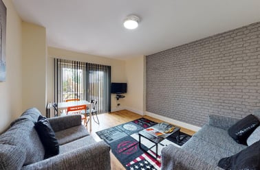 Mornington Crescent, Fallowfield, Manchester - Image 3