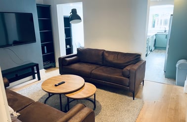 Cleeveland street, St Pauls, Cheltenham - Image 2