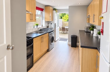 Marle Hill Road, Near francis close campus, Cheltenham - Image 3
