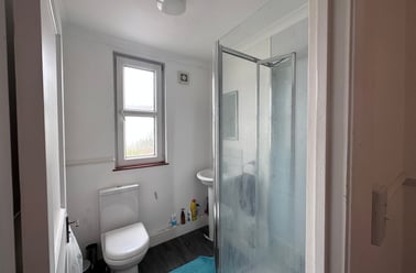 Winston Avenue, City Centre, Plymouth - Image 2