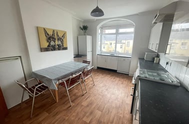 Hillside Avenue, Mutley, Plymouth - Image 3