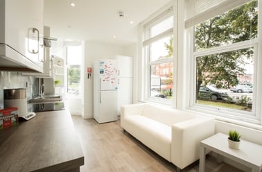 Linthorpe Road, Linthorpe Village, Middlesbrough - Image 3