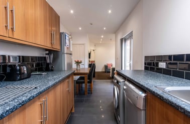 Rothesay Avenue, Lenton, Nottingham - Image 2