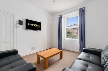 Clifton Place, Greenbank, Plymouth - Image 2
