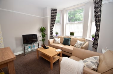 Platt Lane, Rusholme, Manchester - Image 2