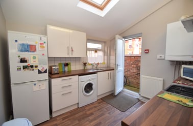 Platt Lane, Rusholme, Manchester - Image 3