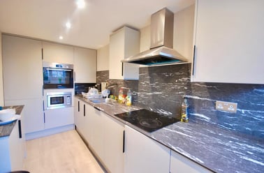 Parrs Wood Road, Fallowfield, Manchester - Image 2