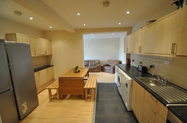 Edgeworth Drive, Fallowfield, Manchester - Image 2