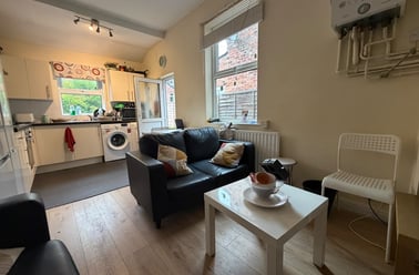 Mabfield Road, Fallowfield, Manchester - Image 3
