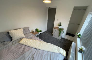 Marcus Grove, Victoria Park, Manchester - Image 3