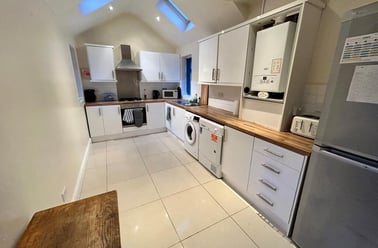 Brook Road, Fallowfield, Manchester - Image 3