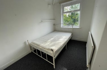 Sherwood Avenue, Fallowfield, Manchester - Image 3